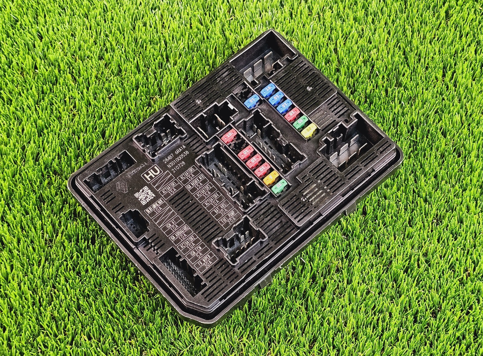 2021-2023 Nissan Rogue Control Unit IPDM Fuse Relay Box OEM