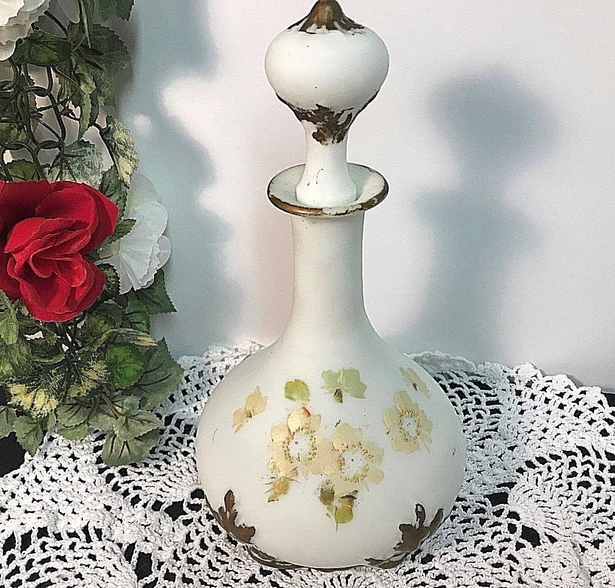 ANTIQUE Victorian Hand Blown Glass Decanter Barber's Cologne Bottle w Stopper