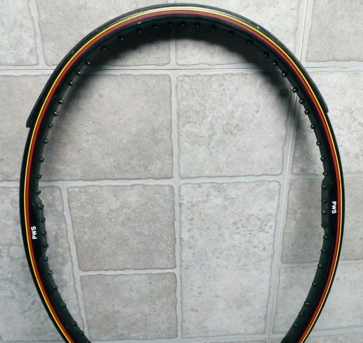 WILSON PRO STAFF 85 MIDSIZE TENNIS RACQUET 4 1/2 L4 - TAIWAN