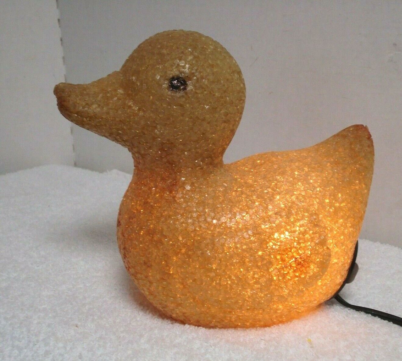 Vtg rubber duck Lamp Melted Plastic Popcorn EVA Night Light tabletop yellow Vtg rubber duck Lamp Melted Plastic Popcorn EVA Night Light tabletop yellow