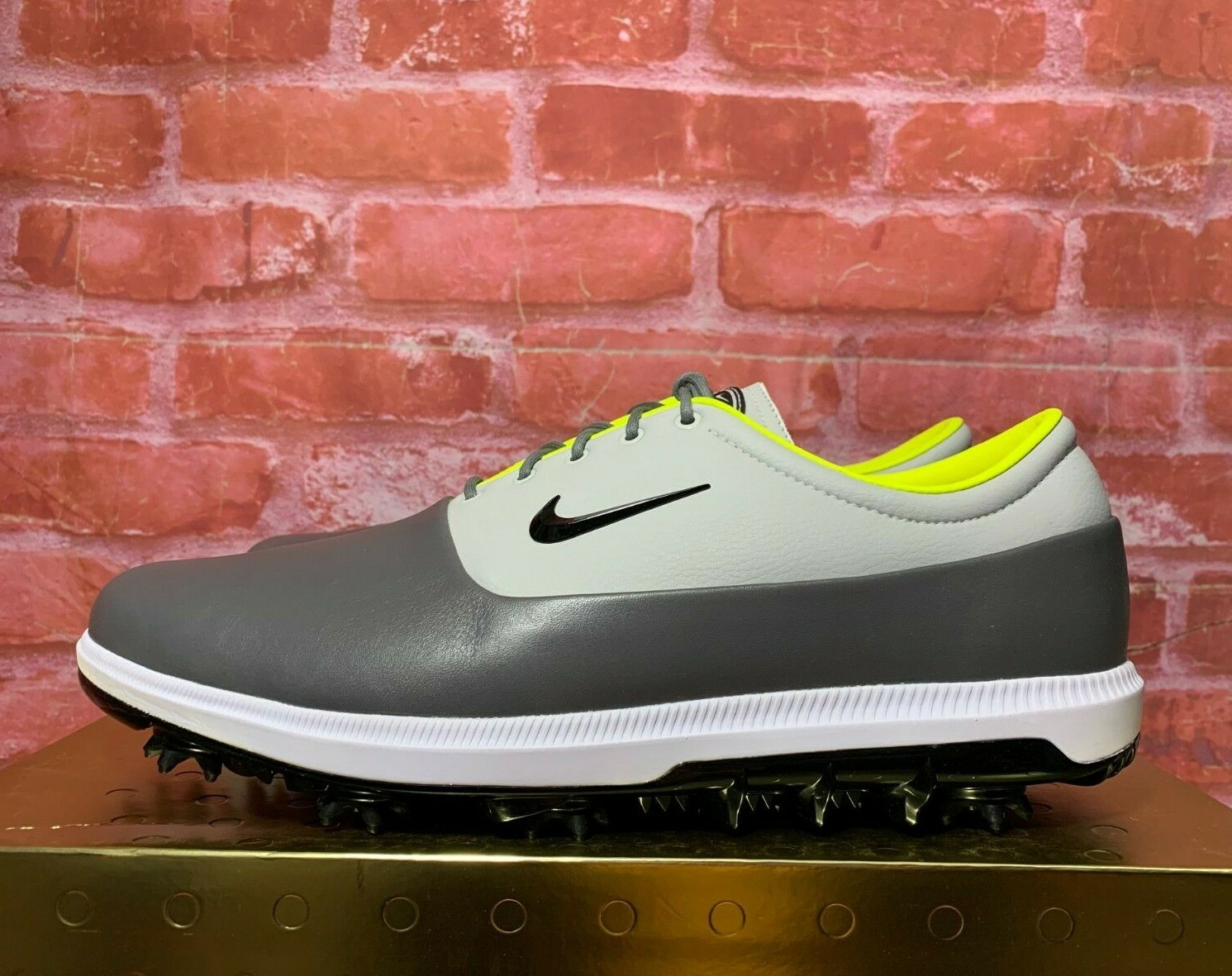 シューズ(男性用) NIKE AIR ZOOM VICTORY TOUR 3W 29cm Nike Unisex Air Zoom Victory Tour 3 Golf Shoes White/Team