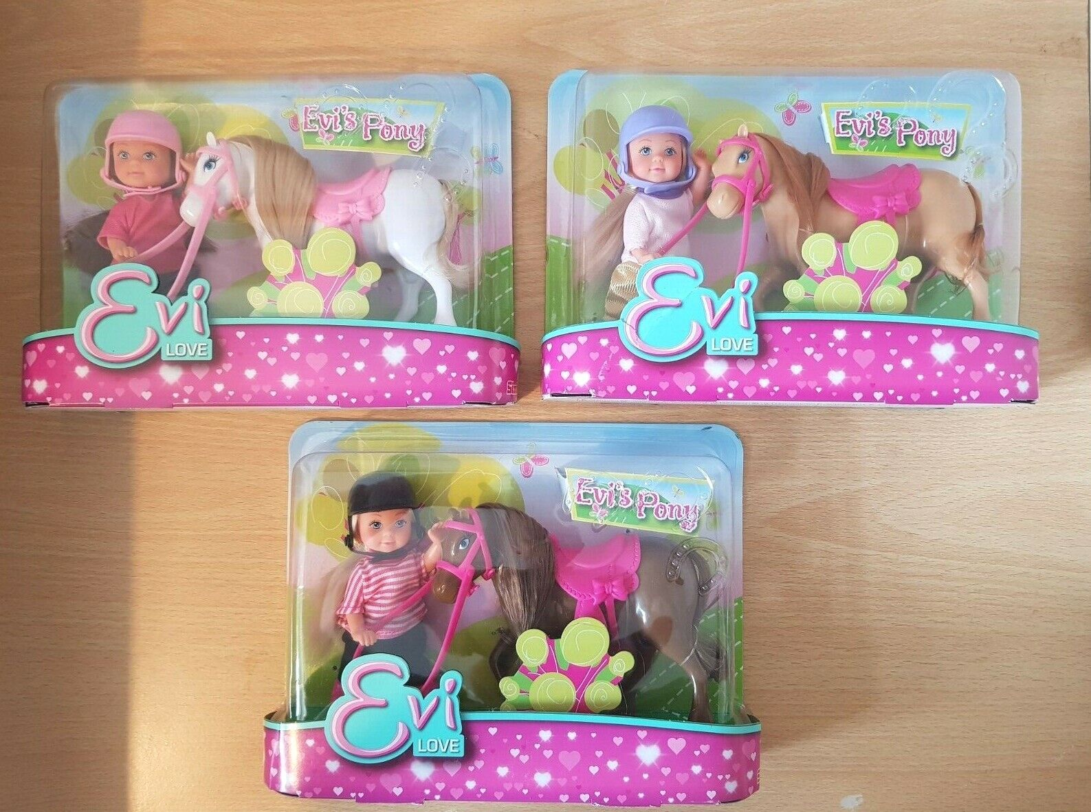 Simba EVI LOVE - EVI CON PONY. Kids Girls Toy Pony. 16cm. 3 Colours. New Simba EVI LOVE - EVI CON PONY. Kids Girls Toy Pony. 16cm. 3 Colours. New