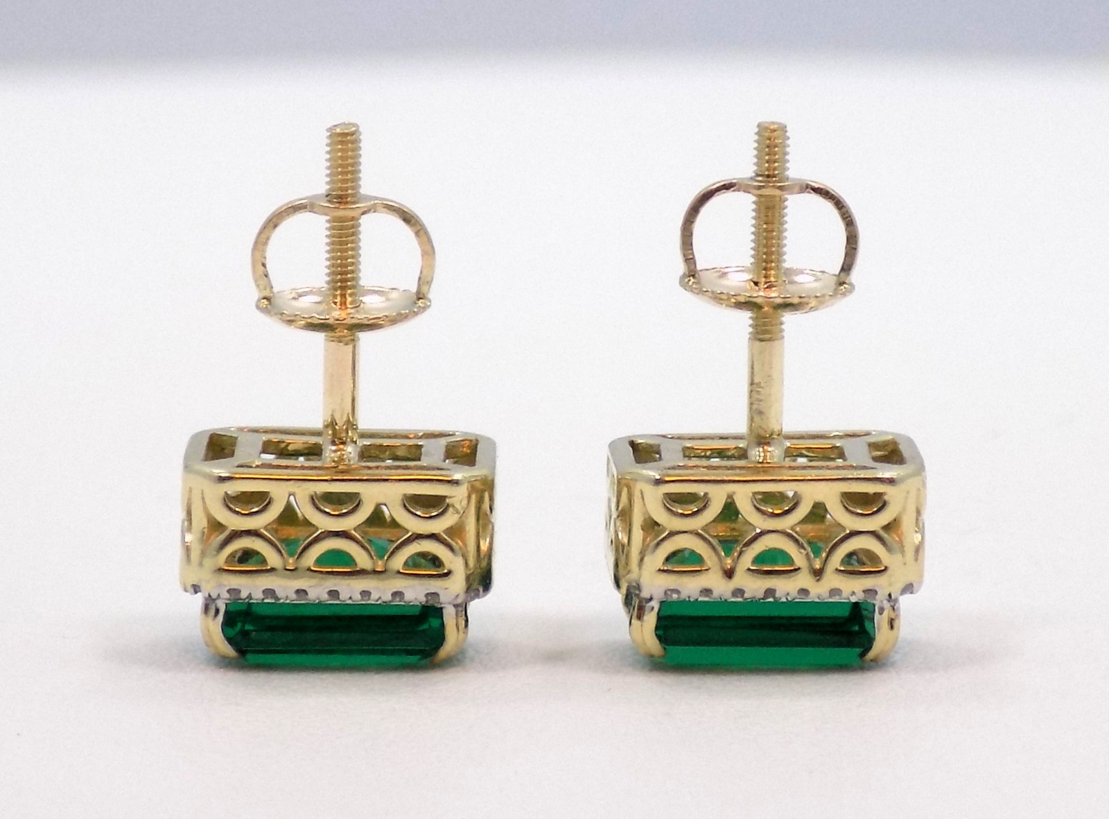 10k Solid Yellow Gold Emerald Green CZ Halo Screw Back Pierced Earrings