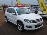 2015 Volkswagen Tiguan Automatic 2.0 TDI BlueMotion Tech R-Line SUV 5dr Diesel