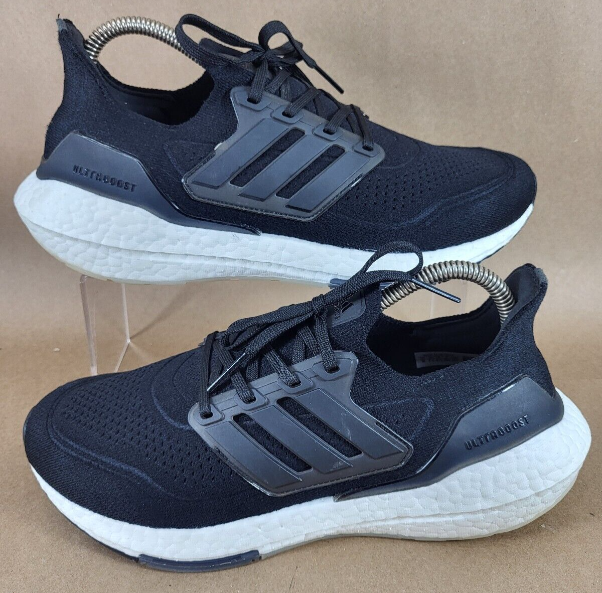 Adidas black hotsell womens ultra boost