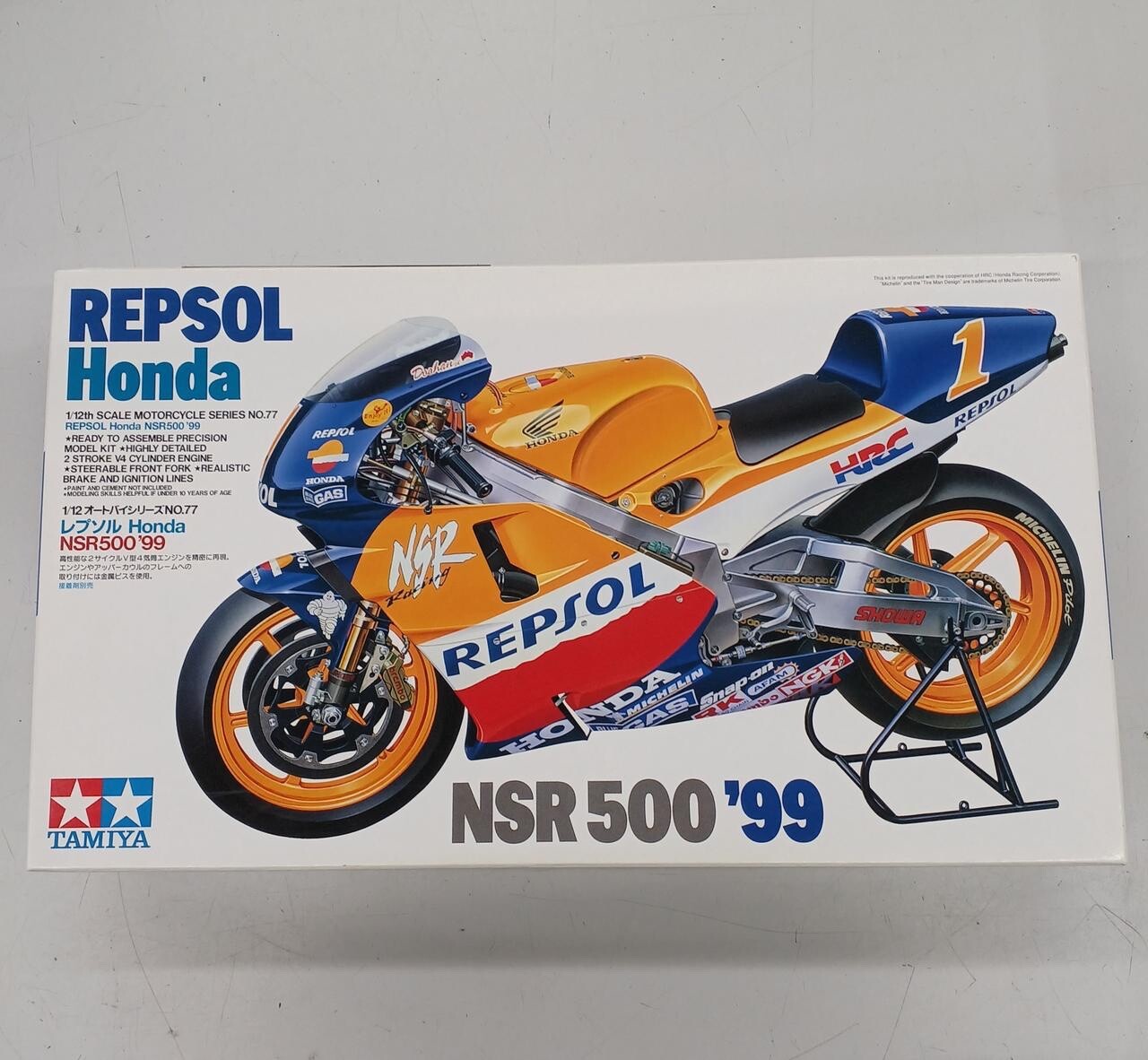 オートバイ・バイク REPSOL HONDA NSR500 '99 The Honda NSR500 Engine Evolution - Box Repsol