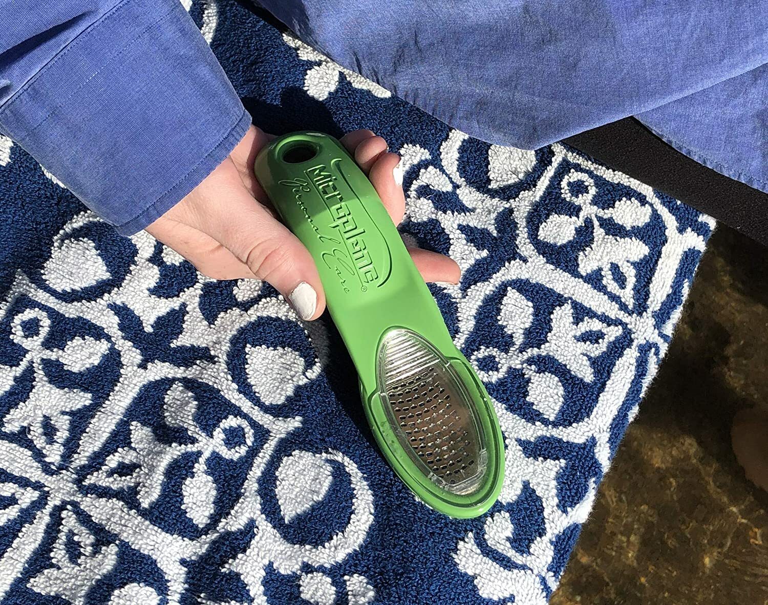 Microplane Original Foot File / Pedicure Rasp - Vibrant Green