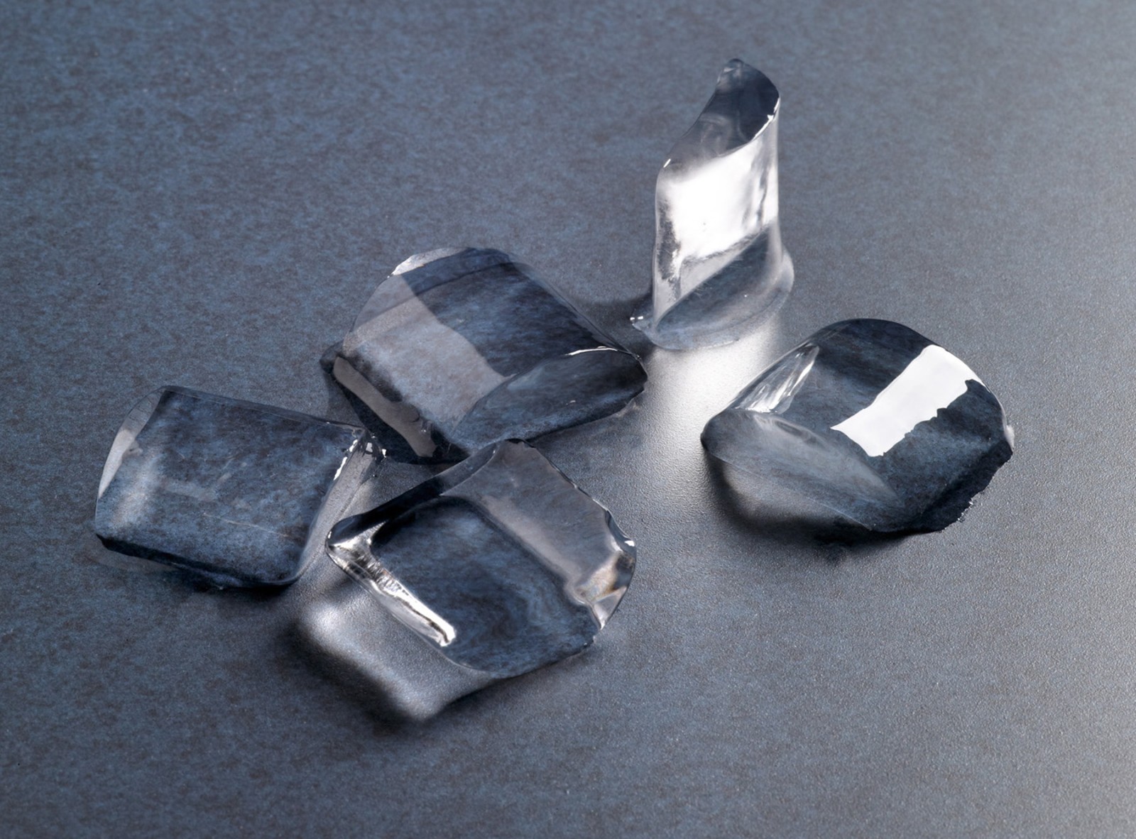 Hoshizaki KML-631MAH - Ice Machince Head & Bin - 671 lb prod., 500 lb storage