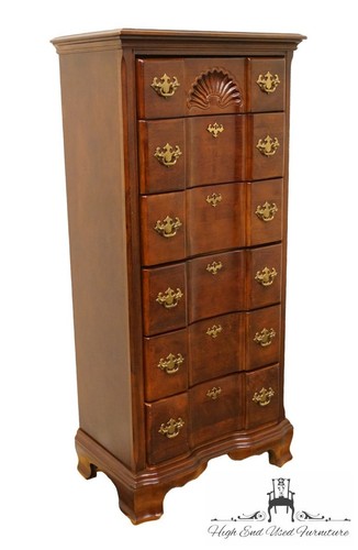 UNIVERSAL FURNITURE Cherry 26