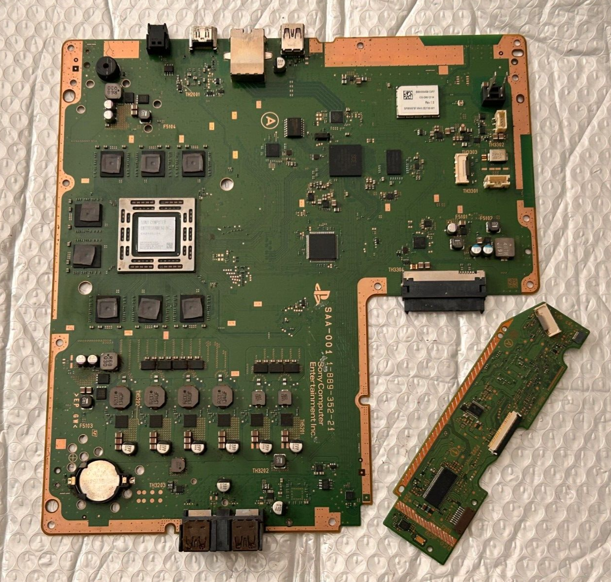 Sony PlayStation 4 PS4 Motherboard SAA-001 with PCB board Sony PlayStation 4 PS4 Motherboard SAA-001 with PCB board