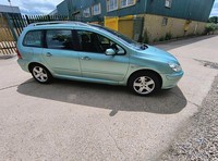 2002 Peugeot 307 2.0 SE 16v 5 seats 5dr [AC] ESTATE Petrol Manual