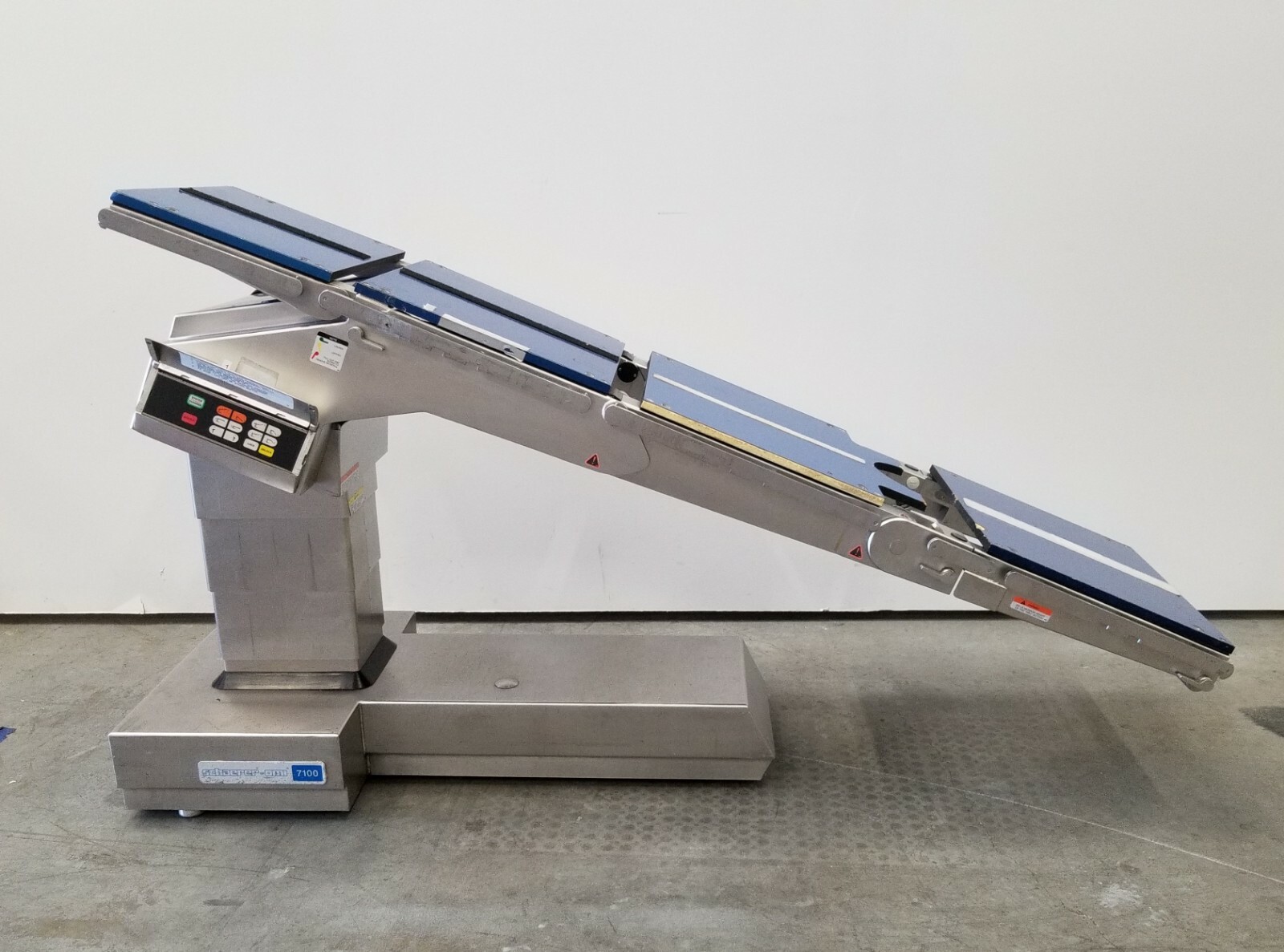 Schaerer OMI 7100 Modular O.R. Surgical Table - Multi Specialty Surgical Table