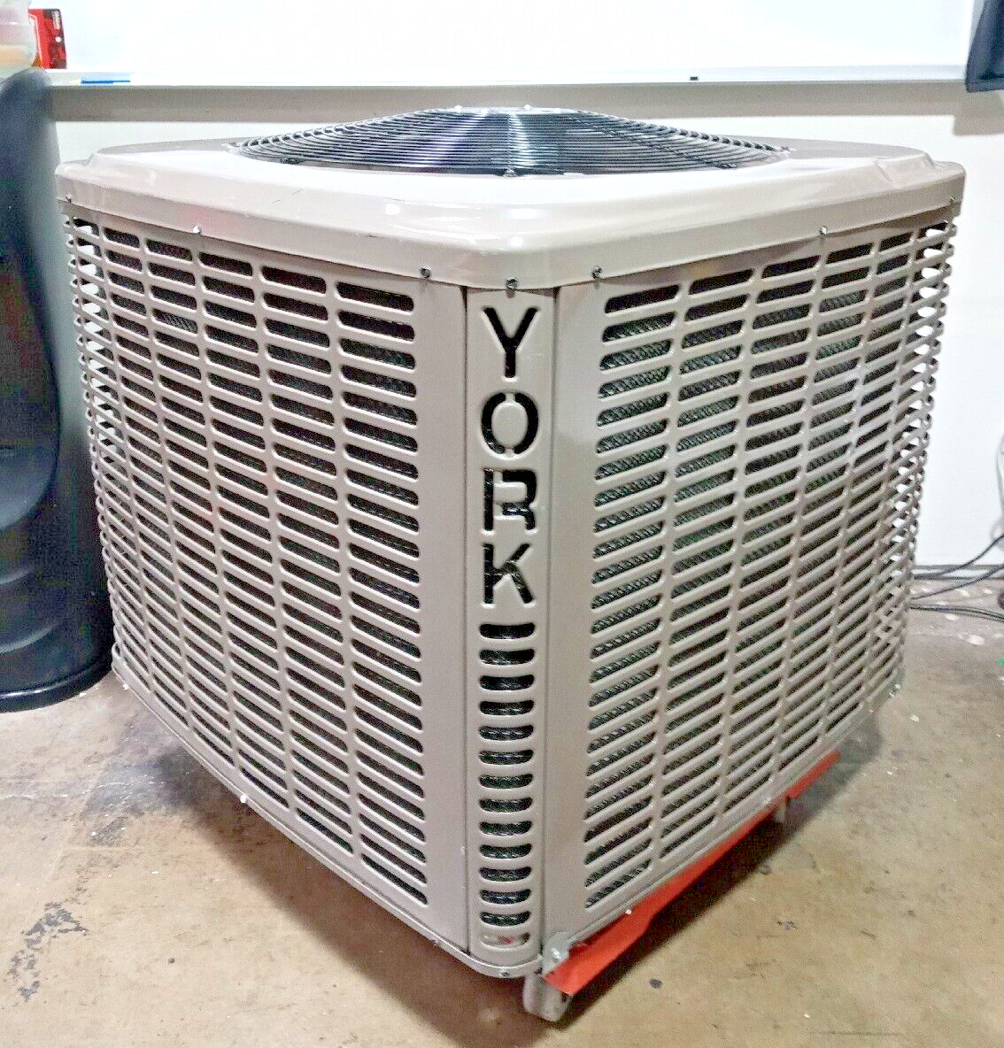 5 Tons, 13 Seer, 460/60/3 R-410a