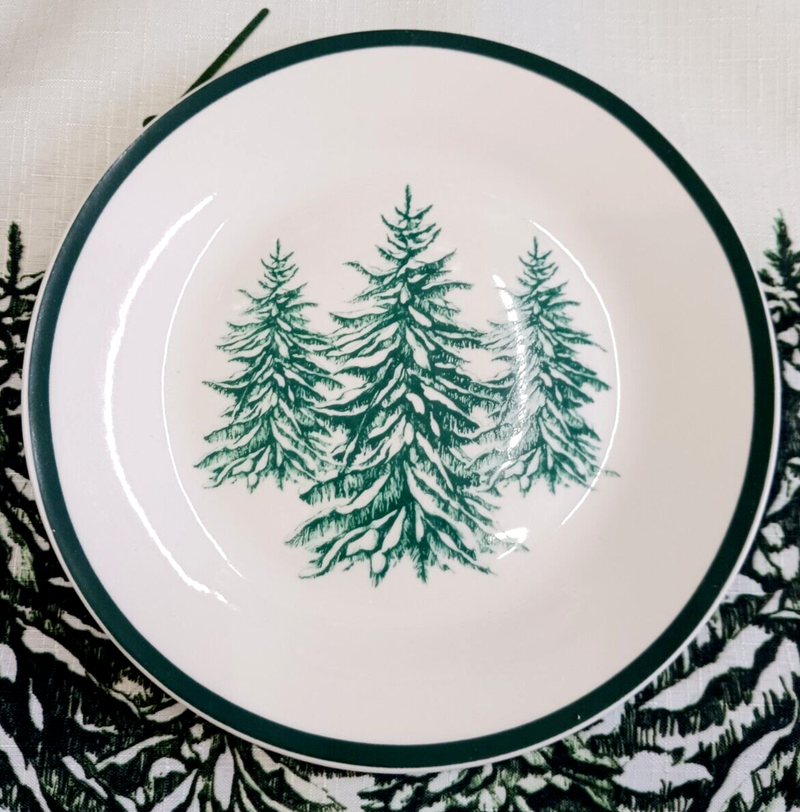 Royal Norfolk 7.25" Salad Plates Set 4+ Green Trees Snow SHIPS 24H NEW NICE COND
