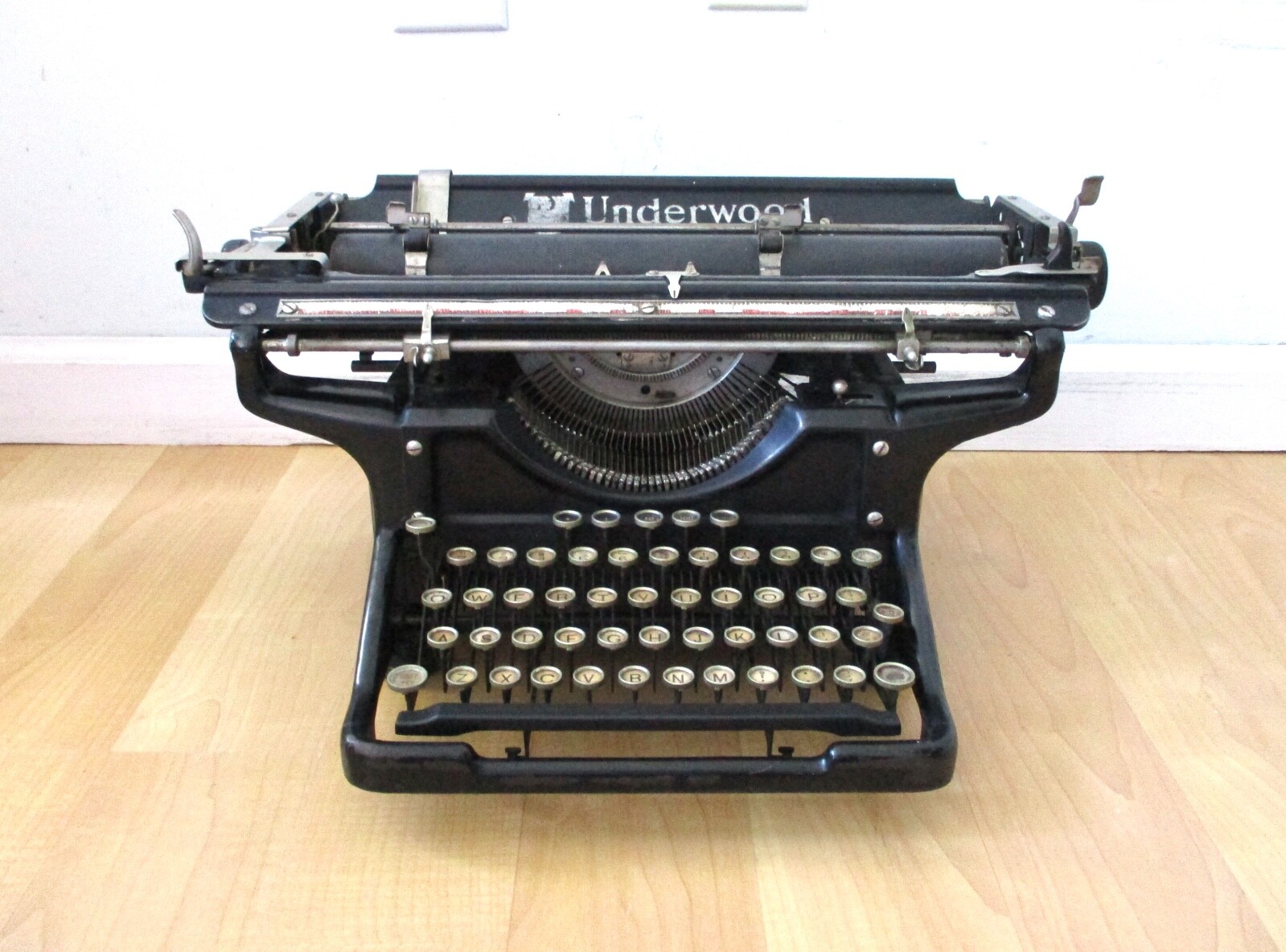Vtg Antique 1931 Underwood 6-14 Wide Carriage Manual