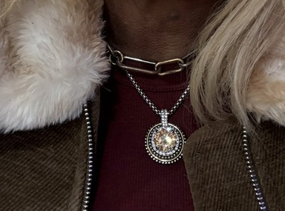 Fotos del artículo de un comprador verificado