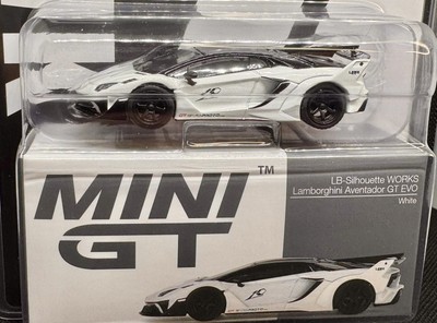 Mini GT 1:64 LB-Silhouette WORKS Lamborghini Aventador GT