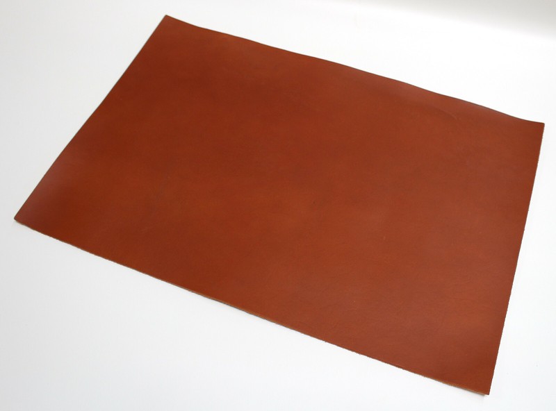 18x26cm Zuschnitt, 2,6-2,8mm Starkes Narbenleder, Vollrind, Punzieren, Cognac