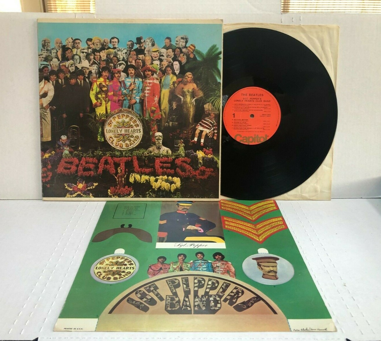 The Beatles SGT PEPPER'S LONELY HEARTS CLUB BAND 1976