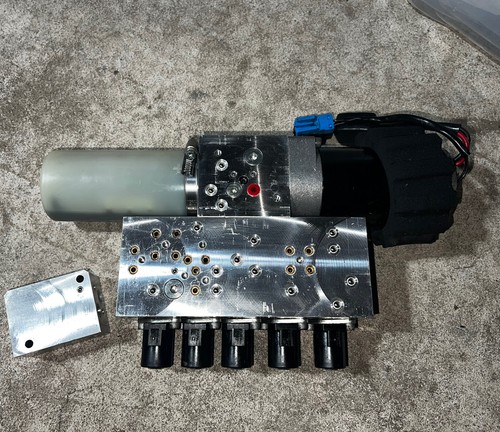 BM Zx850 Zx870 Excavator Ya0031375 Main Control Valve 4632971