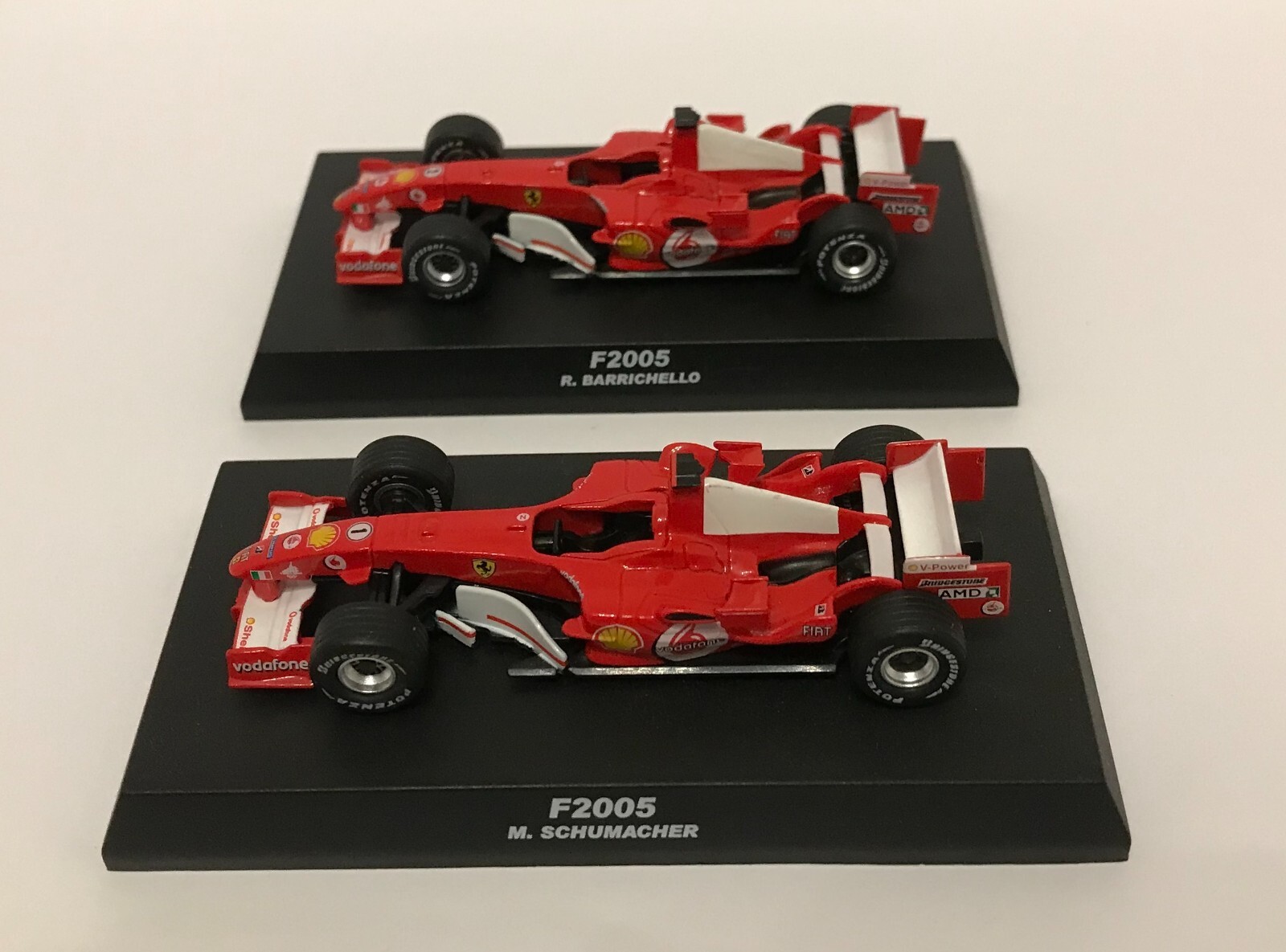 Kyosho Ferrari F1 1:64 - F2005 (2005) Schumacher and