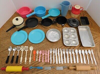 Lot of Vintage Pretend Grocery Play Food Pots Pans Utensils Kid's Toy Kitchen