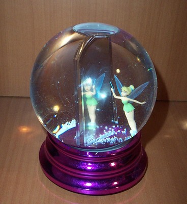 Disney Store Tinkerbell Lookig In The Mirror Snow Globe/Snowdome