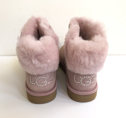 UGG W BLISS STUDDED BLING 6.5 モカシン UGG W BLISS STUDDED BLING 6.5 モカシン UGG W BLISS STUDDED
