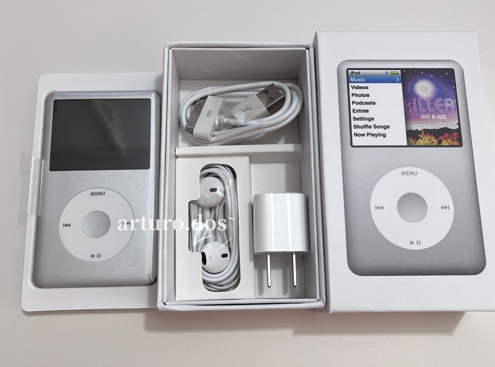 【中古】iPod classic 80GB シルバー 第6世代 動作品 本体 USBケーブル