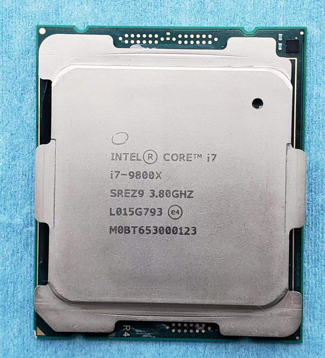 CPU Intel Core i7 9800X CPU Intel Core i7-9800X | cena, opinie, cechy, dane techniczne