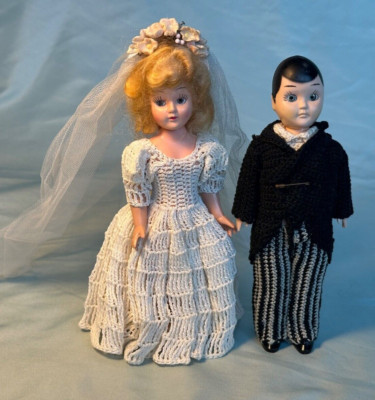 Vintage SLEEPY EYES Bride And Groom Dolls Moveable Joints- Pose Arms & Legs