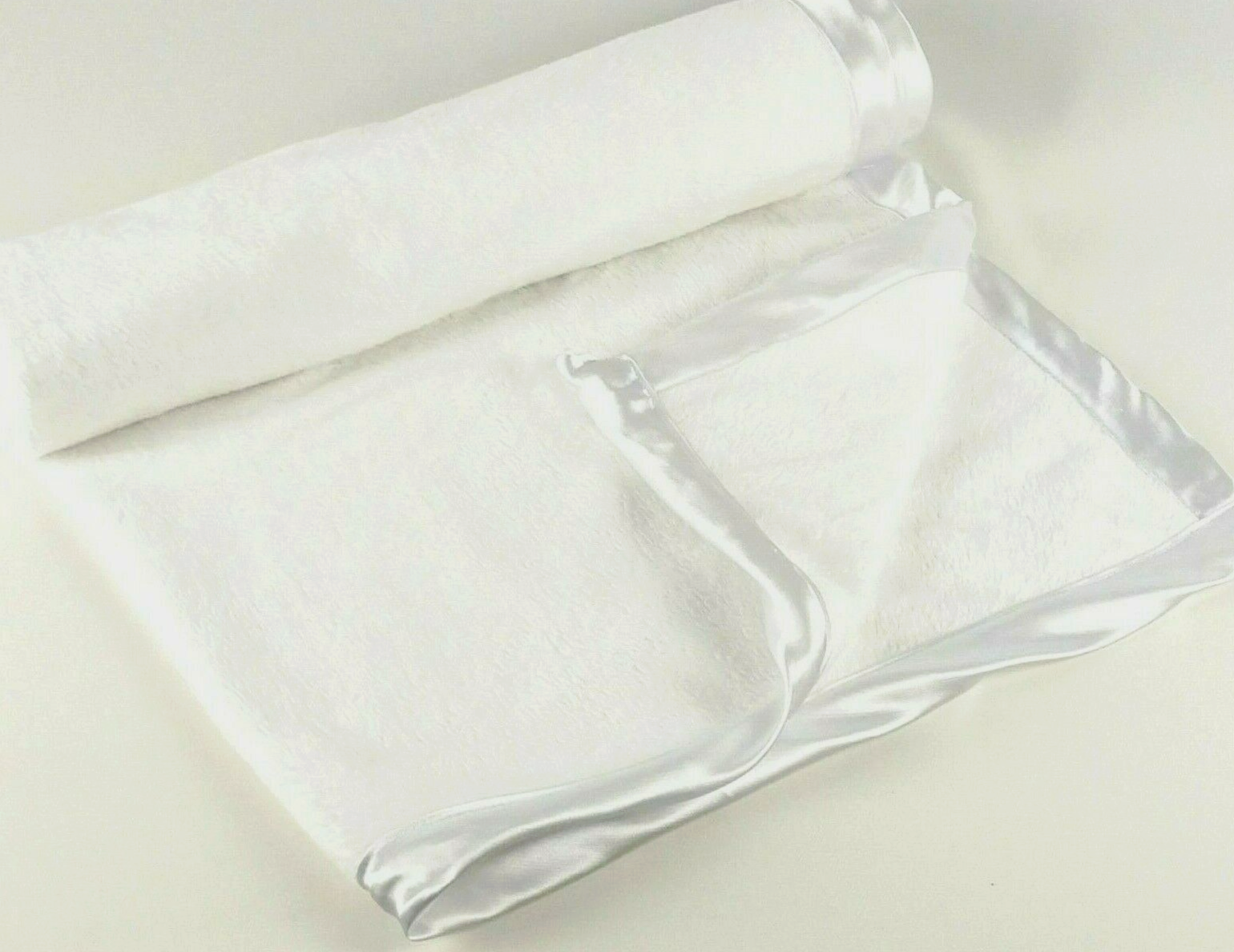 Lovey Security White Satin Trim 30 X 39 Polyester