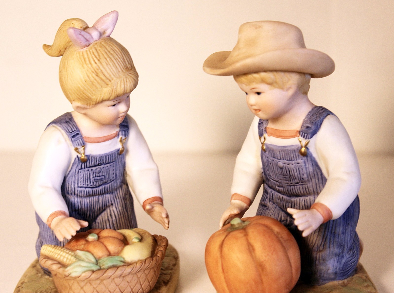 Vintage Homco Denim Days Figures #1518 HARVEST HELPERS w/Tag Home Interiors 1985
