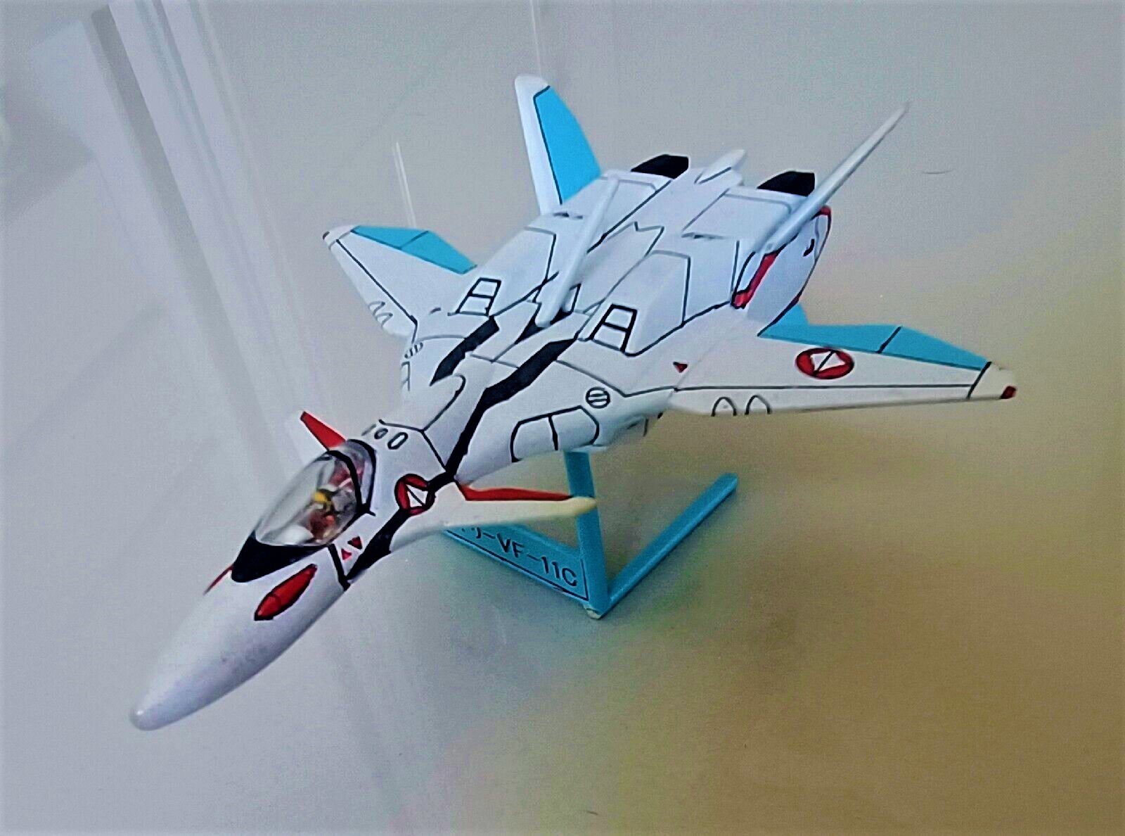 Macross VF-11 Thunderbolt Fighter 1/144 BUILT - Bandai | eBay Macross VF-11 Thunderbolt Fighter 1/144 BUILT - Bandai | eBay