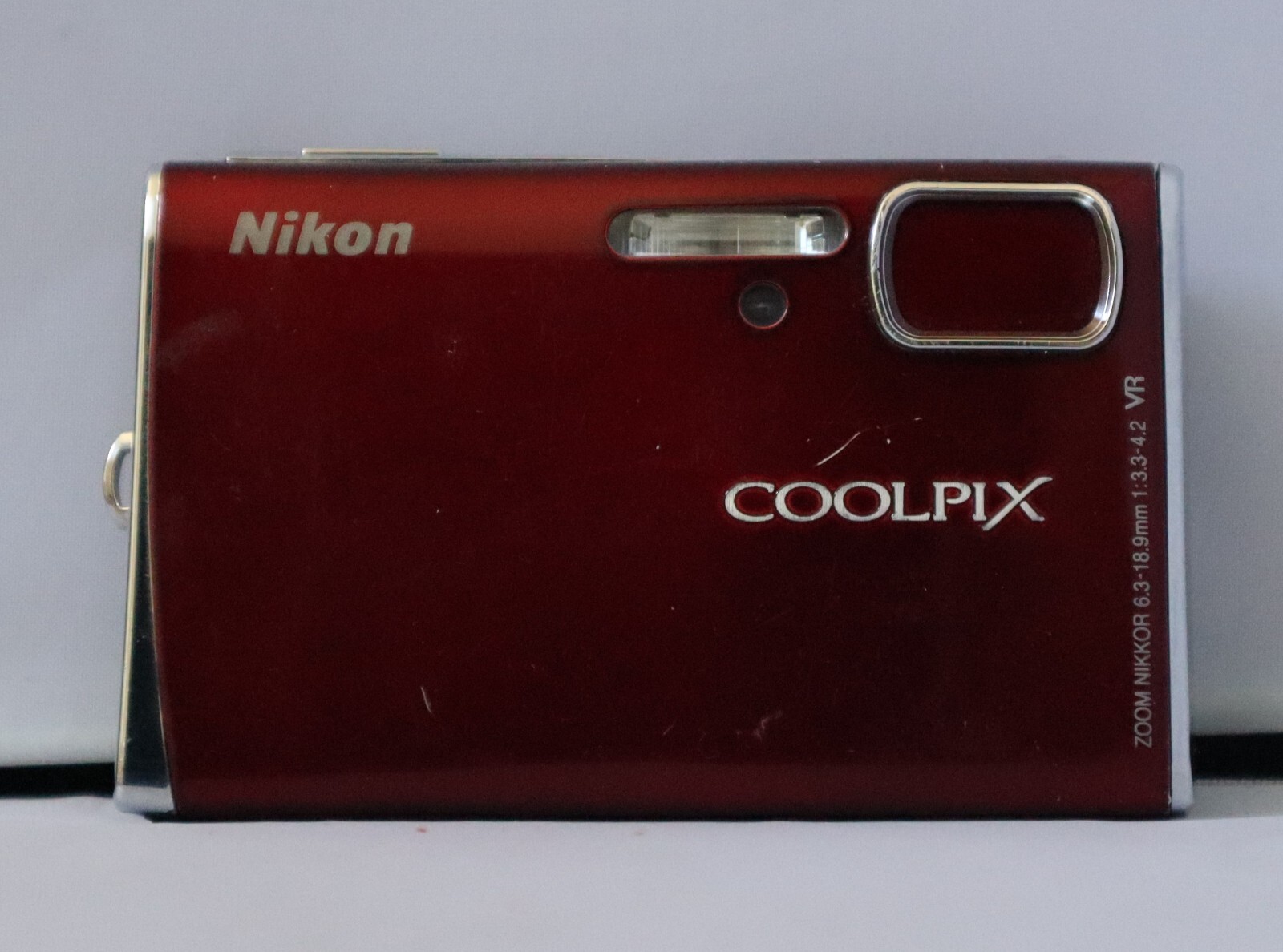 Nikon COOLPIX S52 MAUVE Digital CAMERA WORKS. W/Batt. No