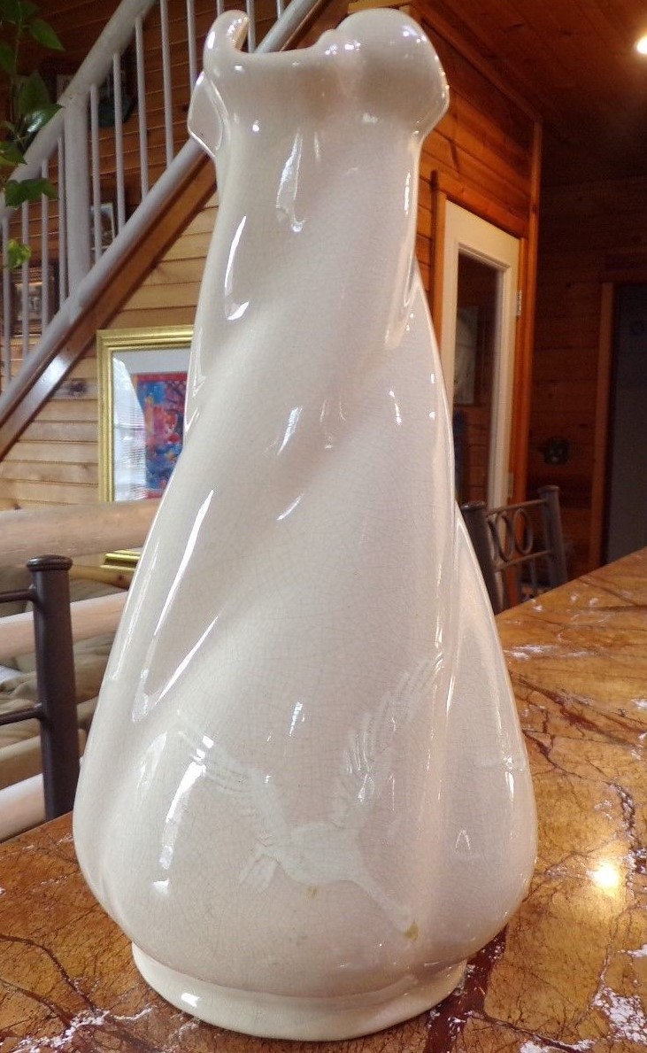 Scarce Weller Pottery Birdimal Geese Vase