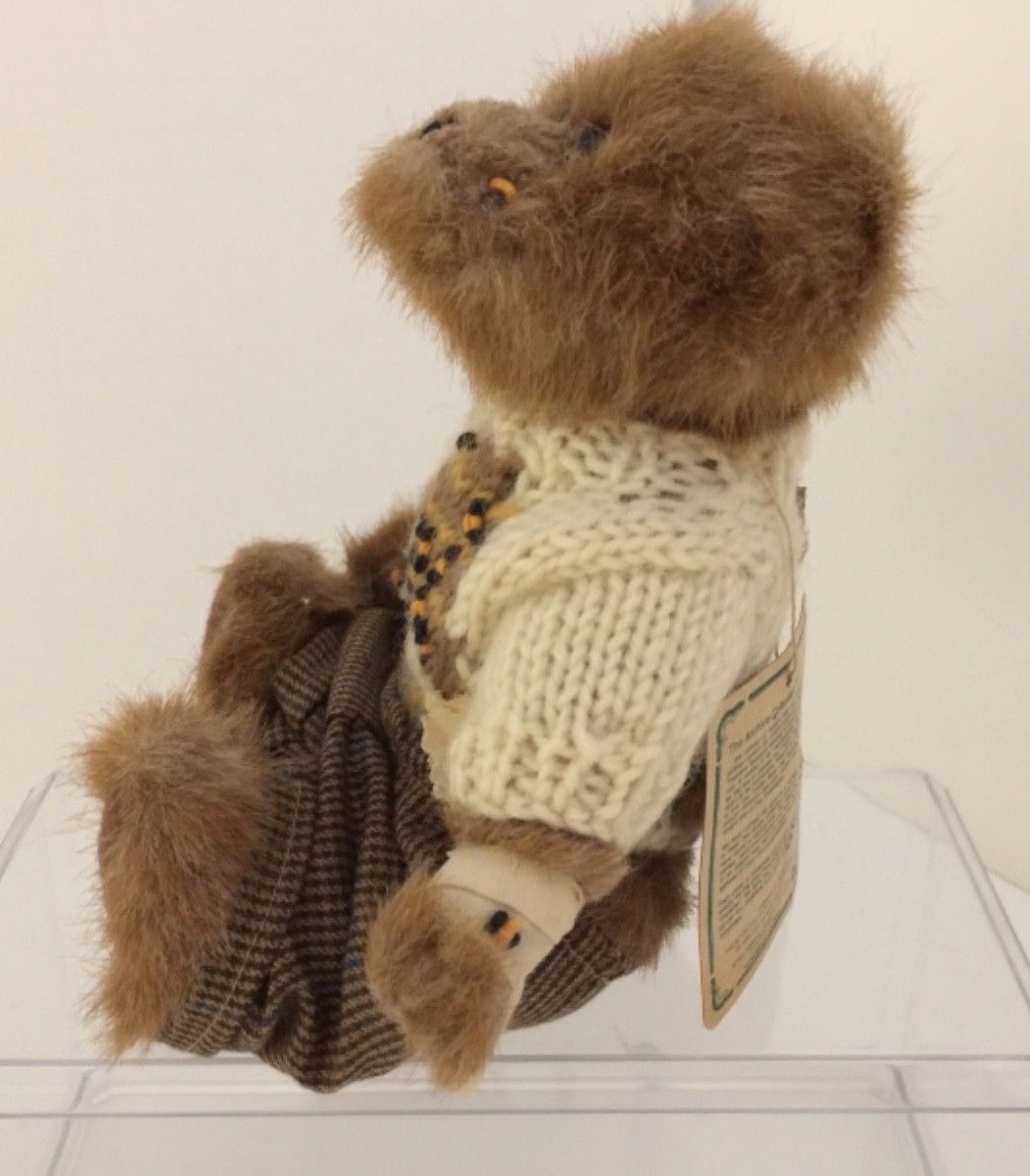 Boyds Bears & Friends Plush Bear EDMUND wearing sweater w Bee hive n bandages