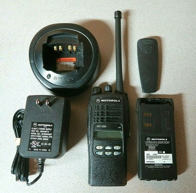 Motorola HT1250 VHF Radio AAH25KDF9AA5AN 136-174 MHz with Charger. Buy it now for 149.99