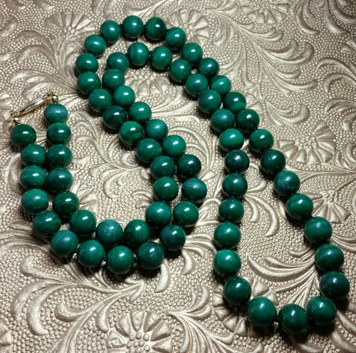 Vintage Chinese Genuine Malachite Knotted Bead 32