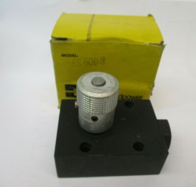 New Open Box Parker FS-600-S11 Flow Control Valve A3750LR
