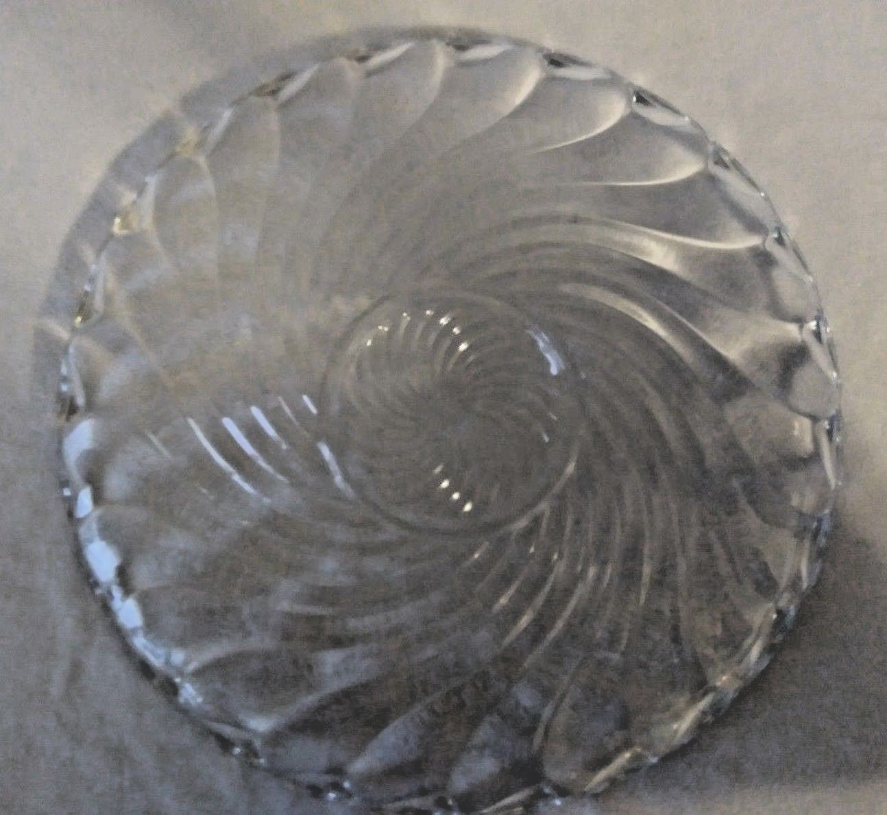 Clear Glass Cookie Serving Plate With Swirl Design, Scalloped Edges 12
