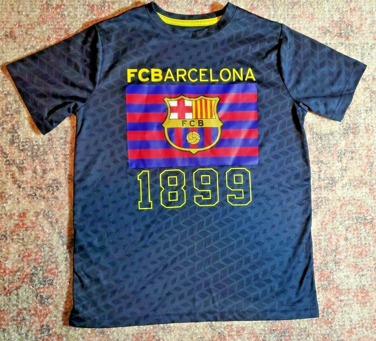 FC Barcelona 1999年記念シャツ Sサイズ FC Barcelona 1999年記念シャツ Sサイズ