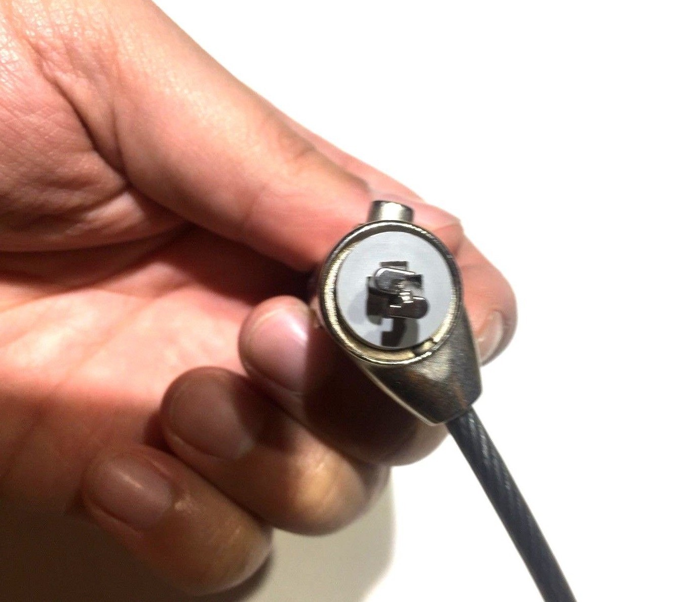 Laptop Lock Targus Defcon Cl Passcode 6 ft Cable 1st Owner Great Condition!