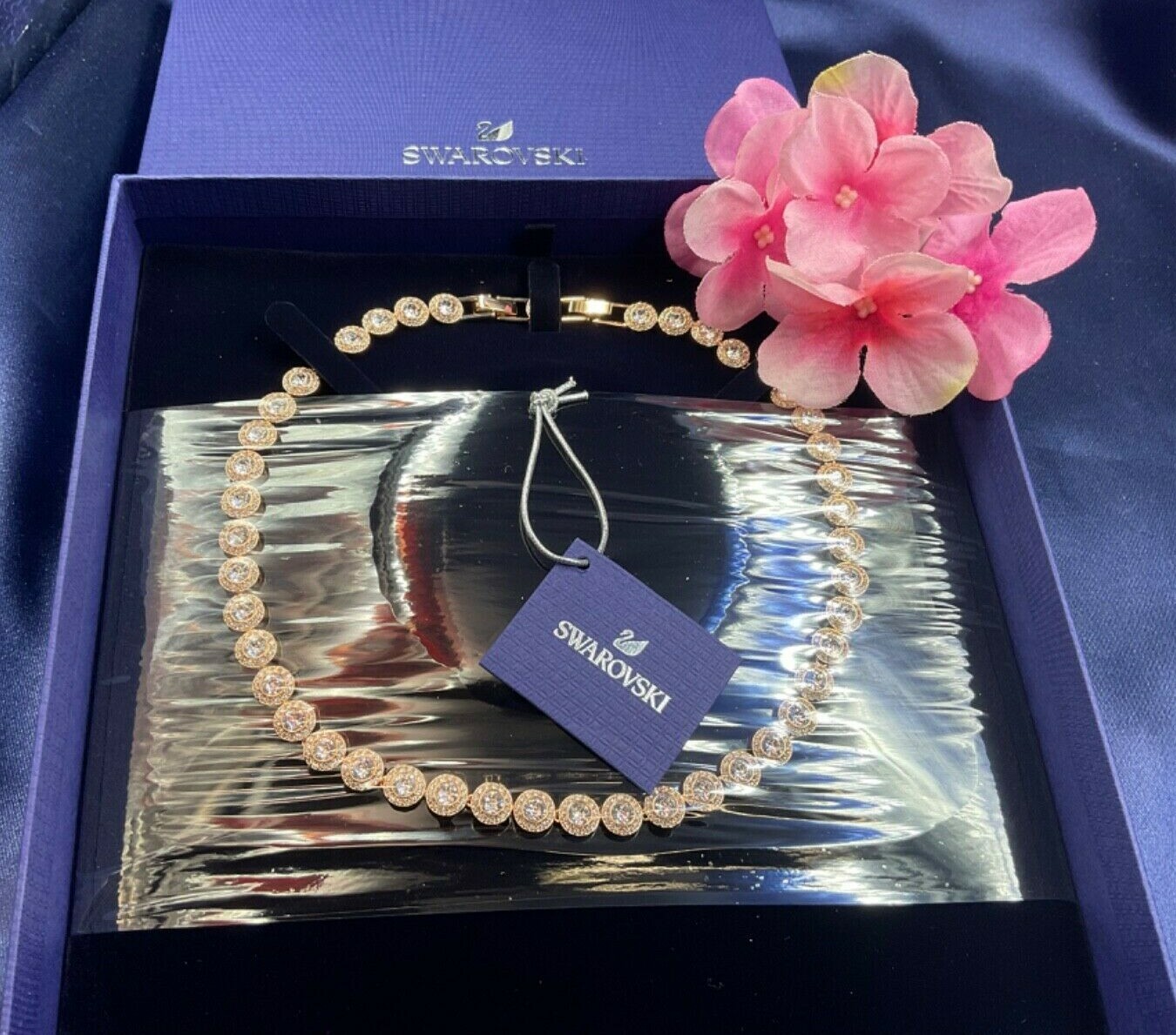 AUTHENTIC SIGNED SWAROVSKI ANGELIC ROSE GOLD ALL-AROUND NECKLACE 5367845 NIB AUTHENTIC SIGNED SWAROVSKI ANGELIC ROSE GOLD ALL-AROUND NECKLACE 5367845 NIB