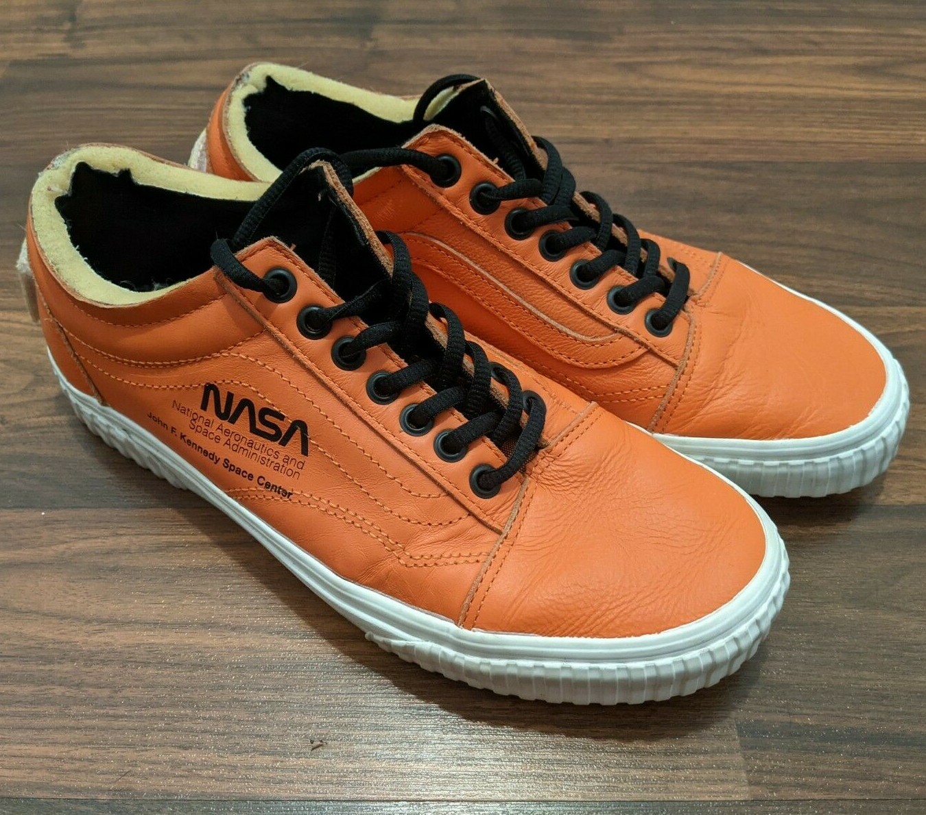 vans nasa