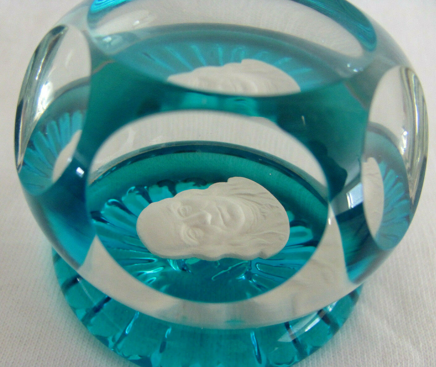 VINTAGE SULFIDE PAPERWEIGHT WITH BENJAMIN FRANKLIN CAMEO Hallmarked 