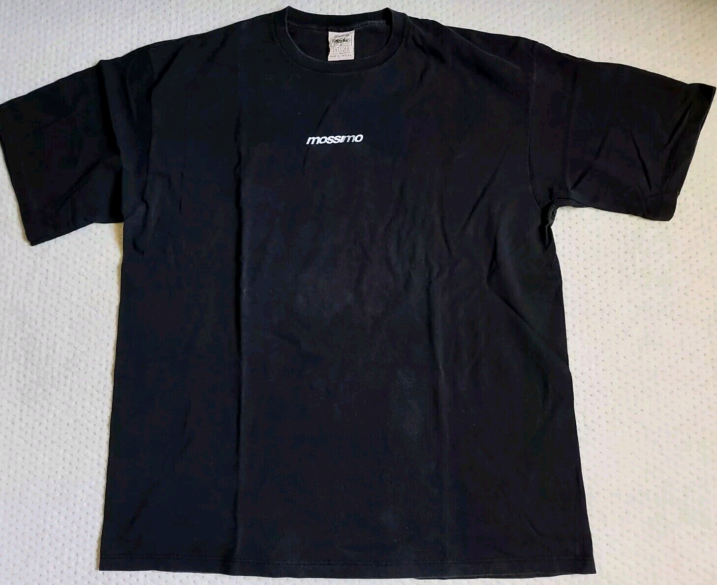 Vintage MOSSIMO Logo Limited Edition Graphic Men's Black T Vintage MOSSIMO Logo Limited Edition Graphic Men's Black T