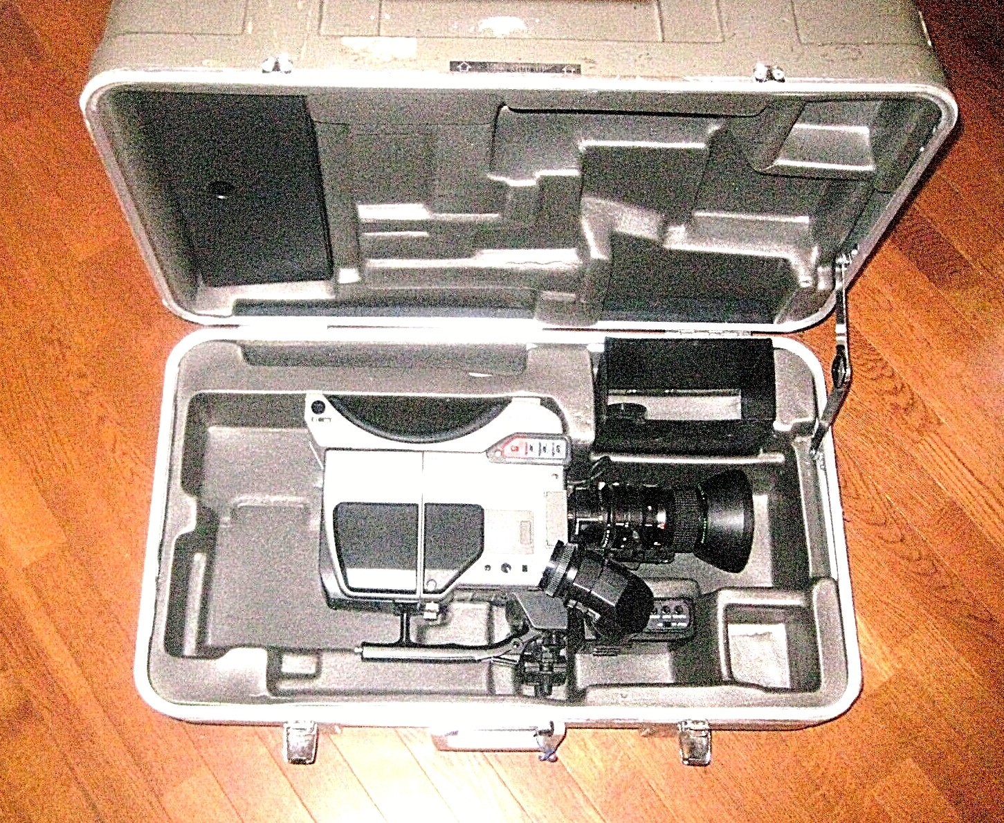 Vintage Panasonic WV-F 250B Camera with Case | eBay
