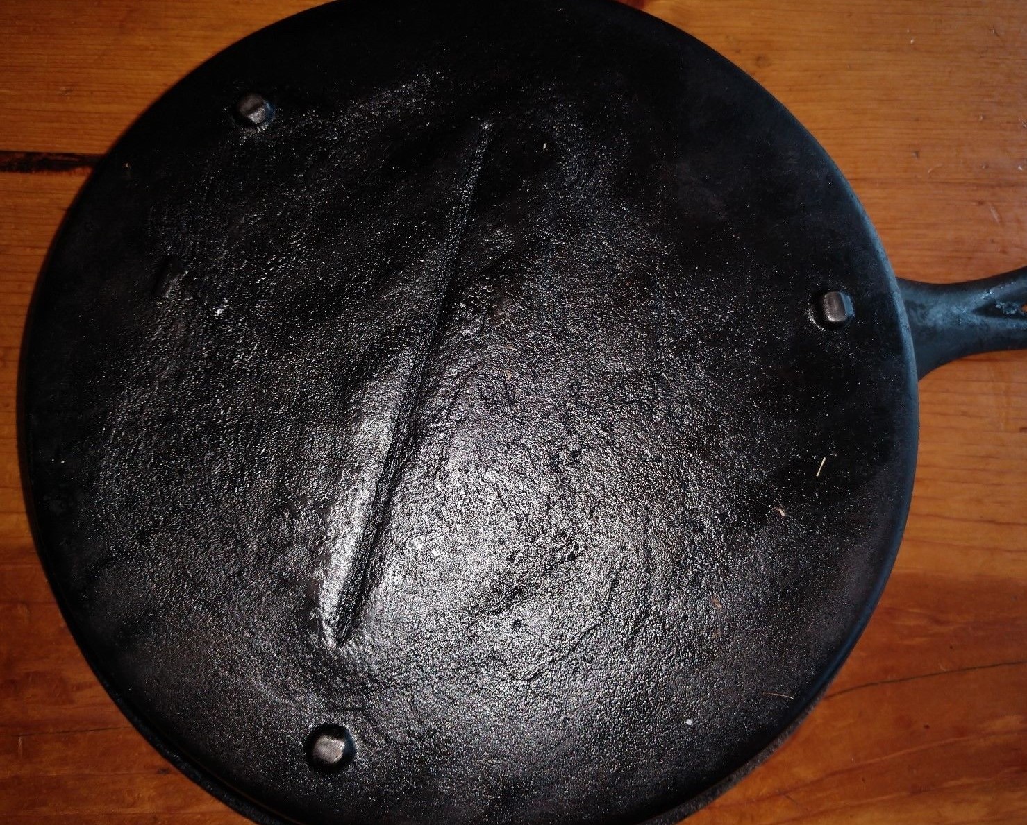 Antique Gate Marked Cast Iron Skillet - Number 7 - Rare - Single Side Pour Spout