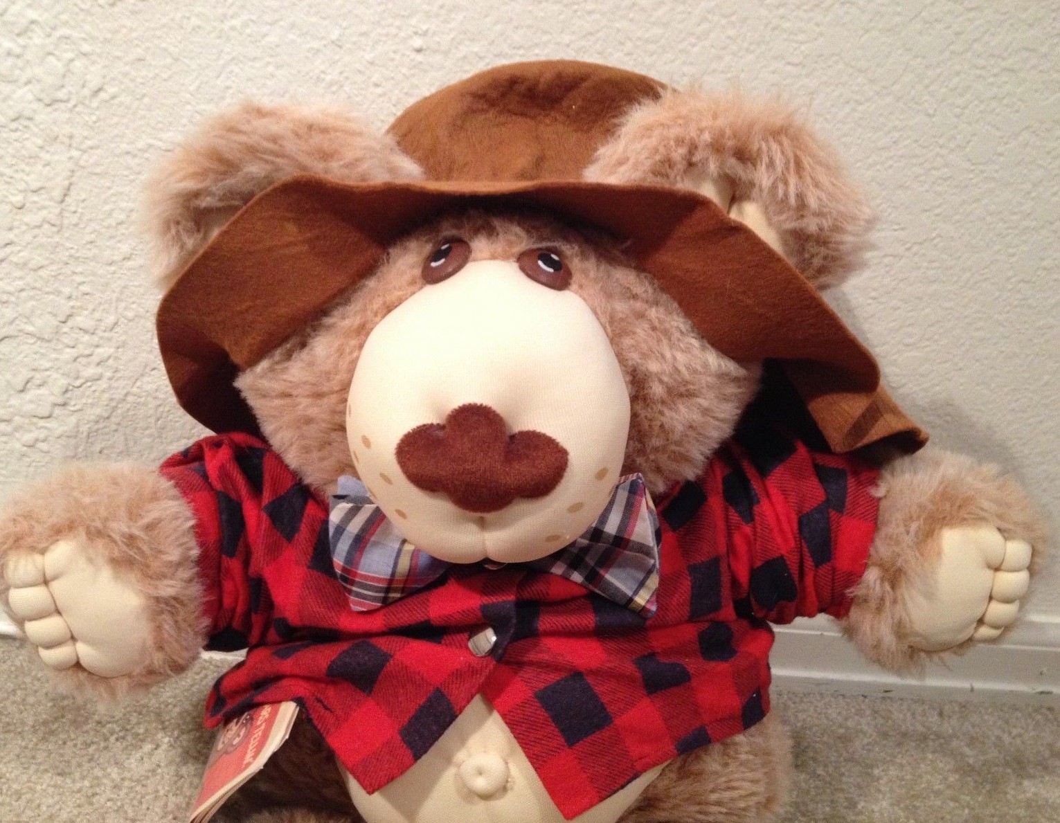 Vintage FARRELL FURSKINS Plush Stuffed Bear Appalachian Artworks Xaviar Roberts